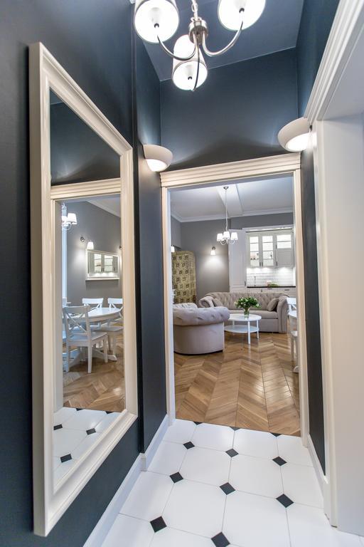Poznanska Metro Centrum Apartment Warsaw Luaran gambar